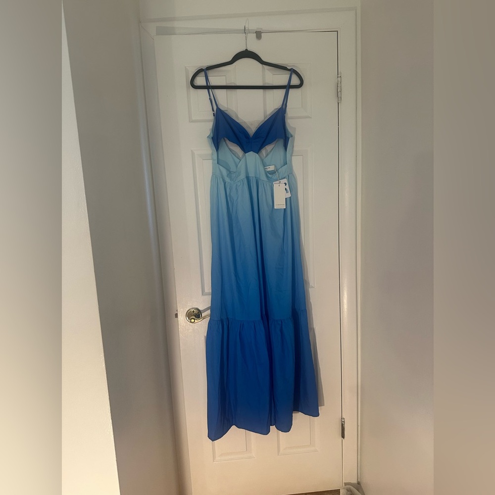 Commense Blue Ombre Backless Maxi Dress